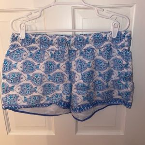 Blue & white vineyard vines drawstring fish shorts